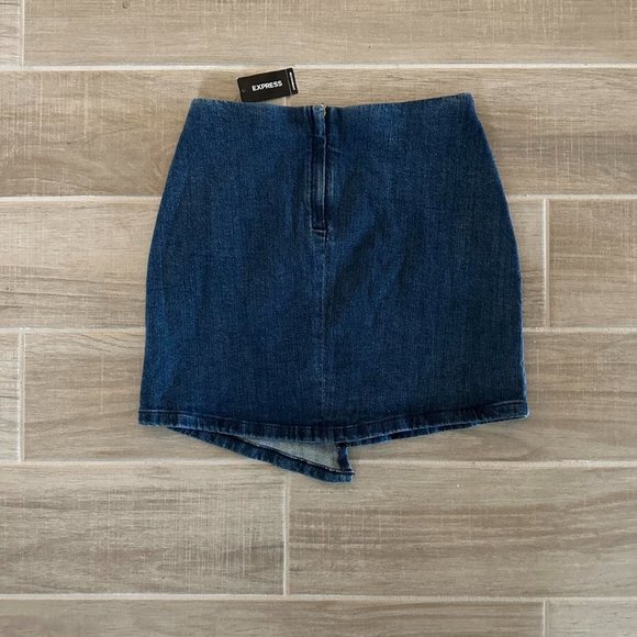 Express asymmetrical denim mini skirt - Picture 2 of 2